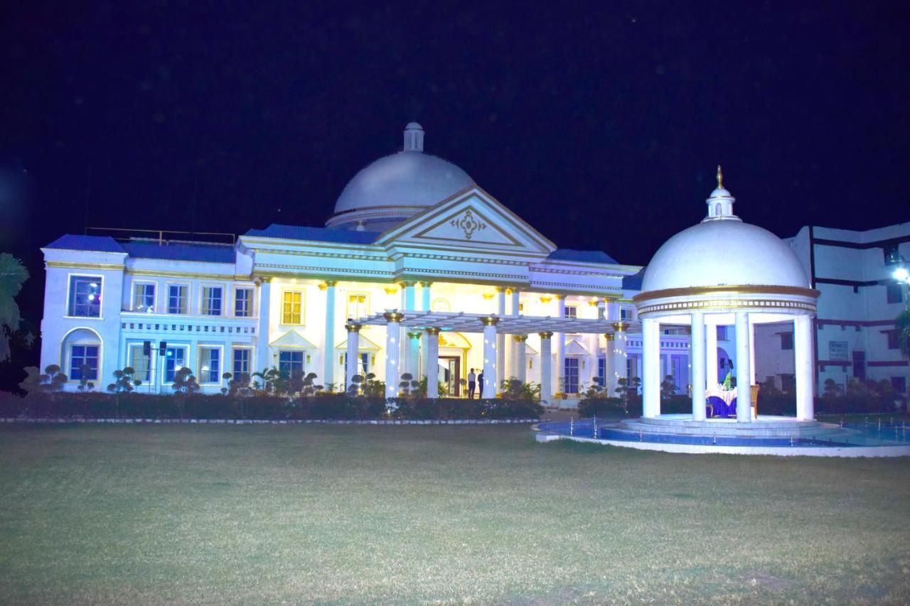 The Royal Palace 德瓦斯 外观 照片