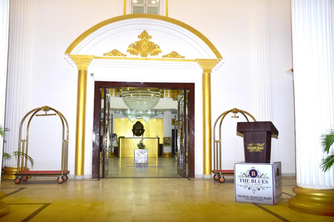The Royal Palace 德瓦斯 外观 照片